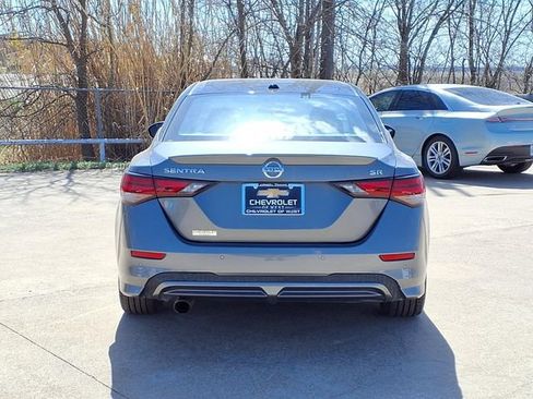 Used 2021 Nissan Sentra SR FWD image 6