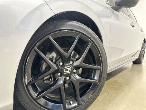 Used 2024 Honda Civic Sport image 28