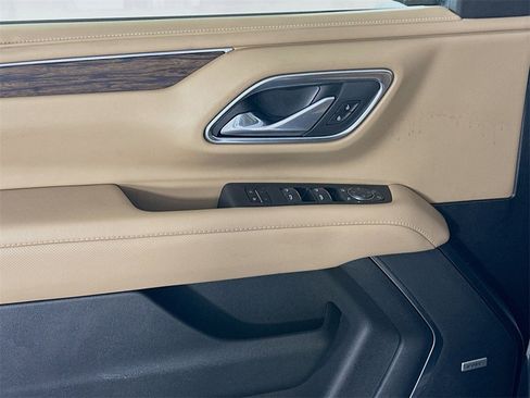 Used 2023 Chevrolet Tahoe Premier image 25