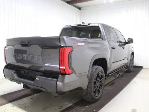 Used 2022 Toyota Tundra SR5 RWD image 4