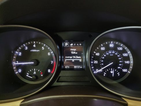 Used 2018 Hyundai Santa Fe Sport FWD image 23