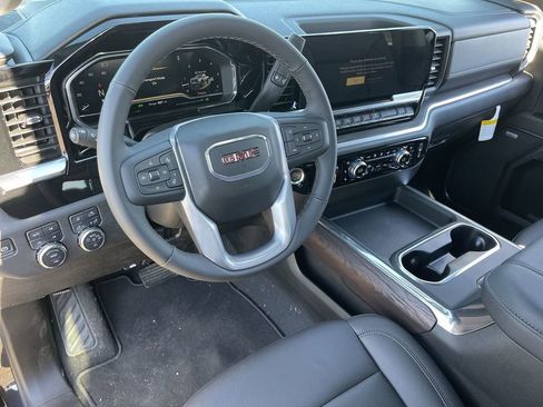 New 2025 GMC Sierra 2500 SLT w/ SLT Premium Package AWD/4WD image 10