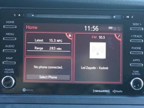 Used 2020 Toyota Sienna SE image 25