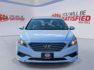 Used 2017 Hyundai Sonata SE video 2