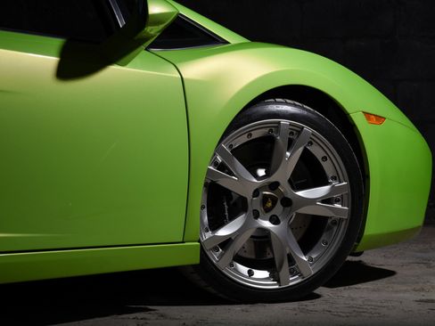 Used 2006 Lamborghini Gallardo image 7