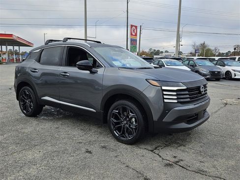 New 2026 Nissan Kicks SR image 16