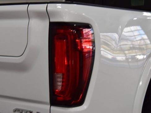 Used 2020 GMC Sierra 2500 AT4 w/ AT4 Premium Package image 22