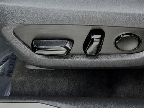 Used 2022 Lexus NX 350h AWD image 16