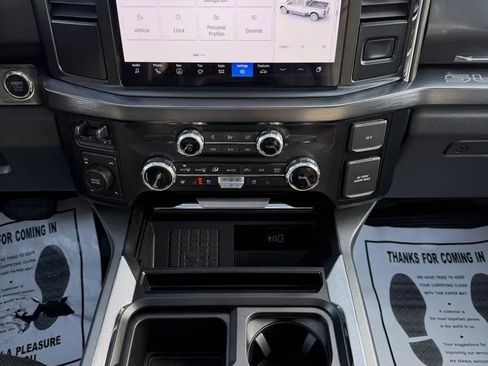 Used 2023 Ford F250 Lariat w/ Sport Appearance Package image 20