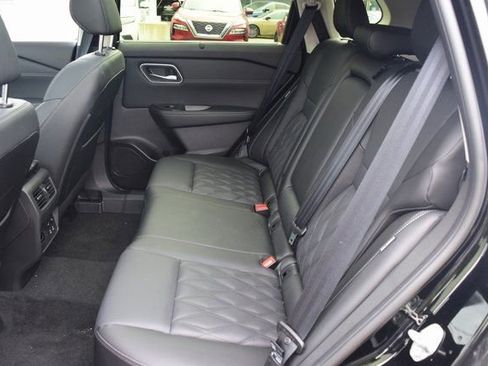 New 2026 Nissan Rogue Platinum w/ Platinum Premium Package image 16