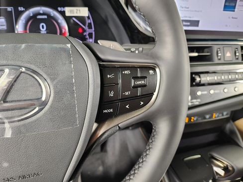 New 2025 Lexus ES 350 w/ Premium Package image 22
