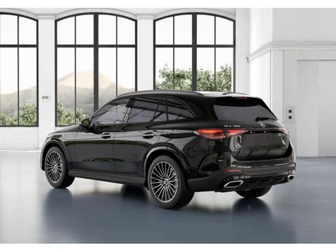 New 2026 Mercedes-Benz GLC 300 image 28