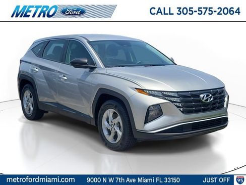 Used 2024 Hyundai Tucson SE FWD image 1