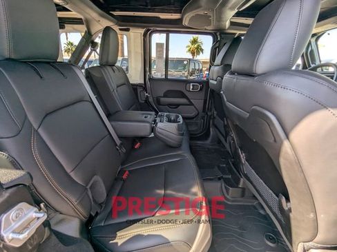 New 2025 Jeep Wrangler Rubicon 392 image 28