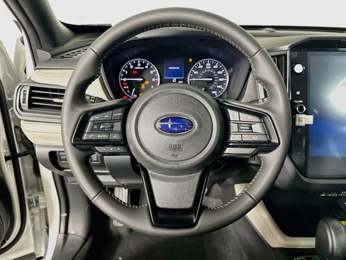 Certified 2026 Subaru Forester Premium w/ Base/Premium Package AWD/4WD image 11