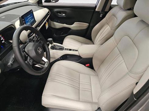 New 2026 Honda HR-V EX-L image 9