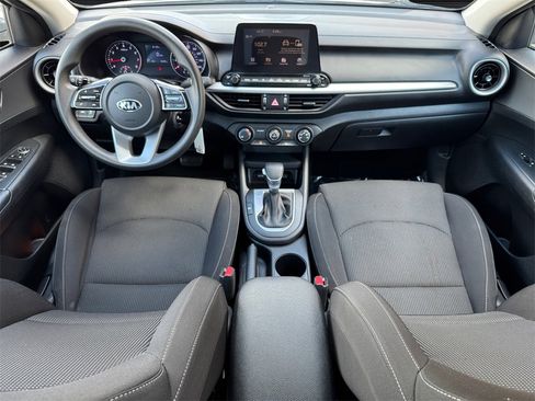 Used 2020 Kia Forte LXS image 16