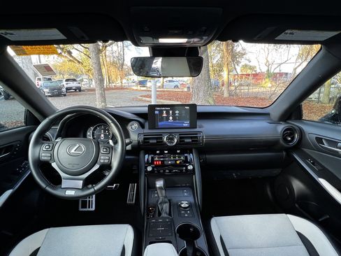 Certified 2025 Lexus IS 350 F Sport image 36