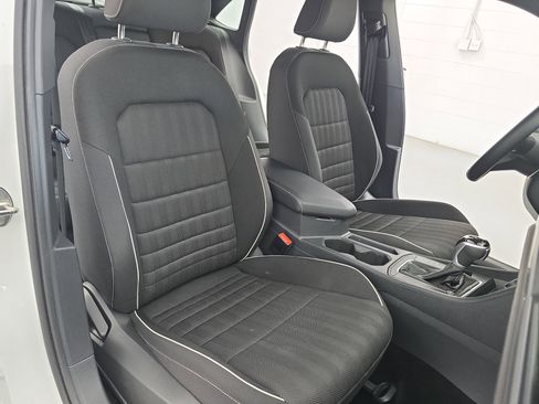 Used 2023 Volkswagen Jetta Sport FWD image 10