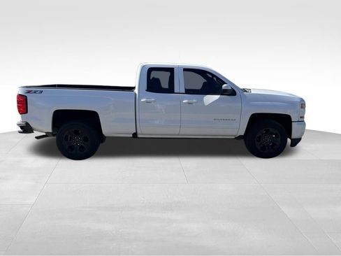 Used 2019 Chevrolet Silverado 1500 LT w/ All Star Edition AWD/4WD image 7