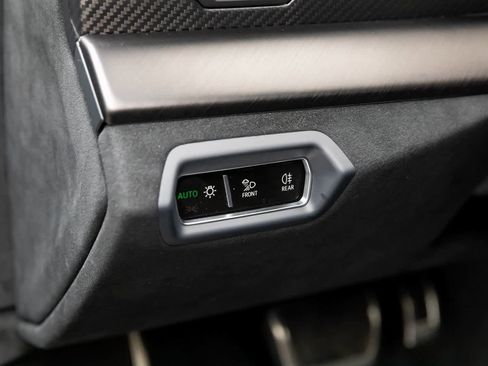 Used 2024 Lamborghini Urus Performante image 33