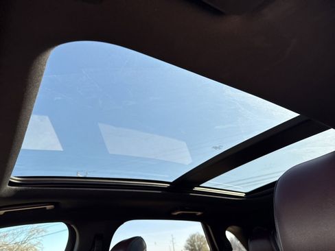 Used 2020 Ford Edge Titanium w/ Equipment Group 301A image 12