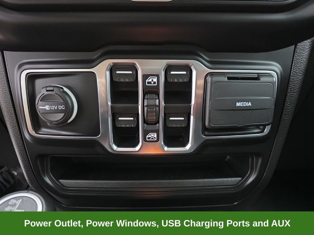 Used 2023 Jeep Gladiator Overland w/ Popular Equipment Package AWD/4WD image 36