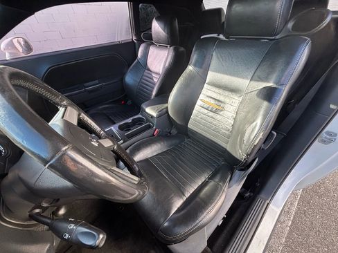 Used 2009 Dodge Challenger R/T image 22