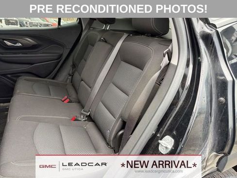 Used 2022 GMC Terrain SLE w/ Driver Convenience Package image 17