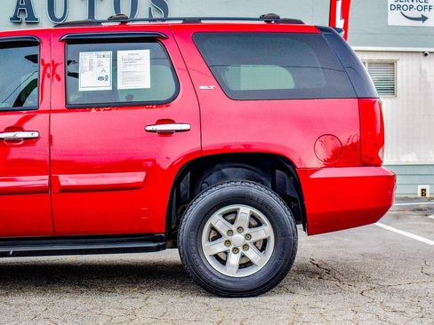 Used 2007 GMC Yukon SLT w/ SLT Preferred Equipment Group image 32