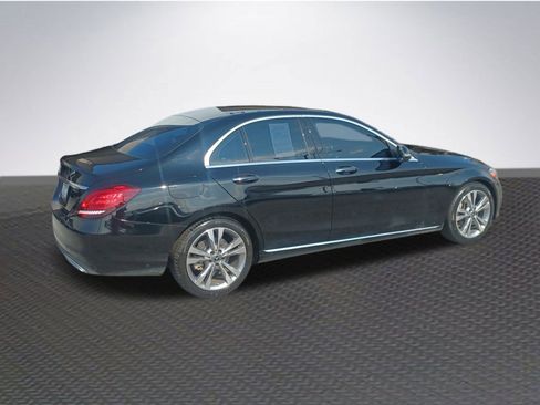 Used 2020 Mercedes-Benz C 300 Sedan image 4