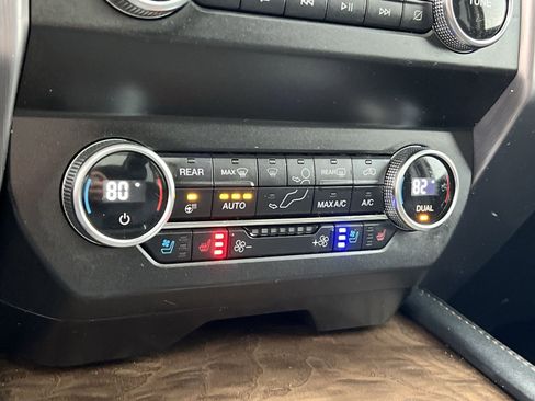 Used 2020 Ford Expedition Platinum image 21