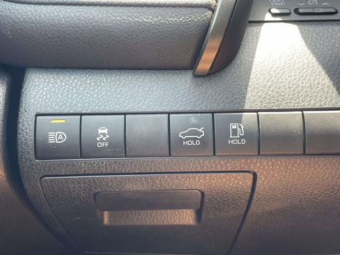 Used 2022 Toyota Camry LE FWD image 23