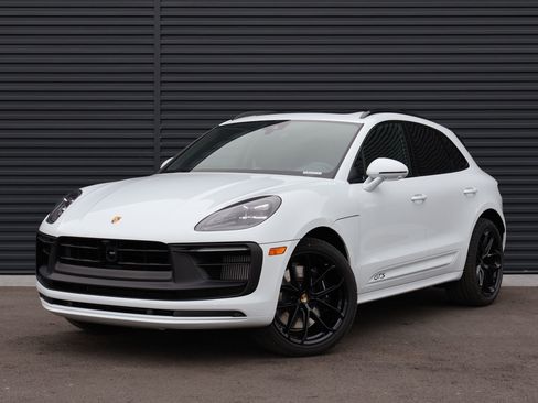 New 2026 Porsche Macan GTS AWD/4WD image 1