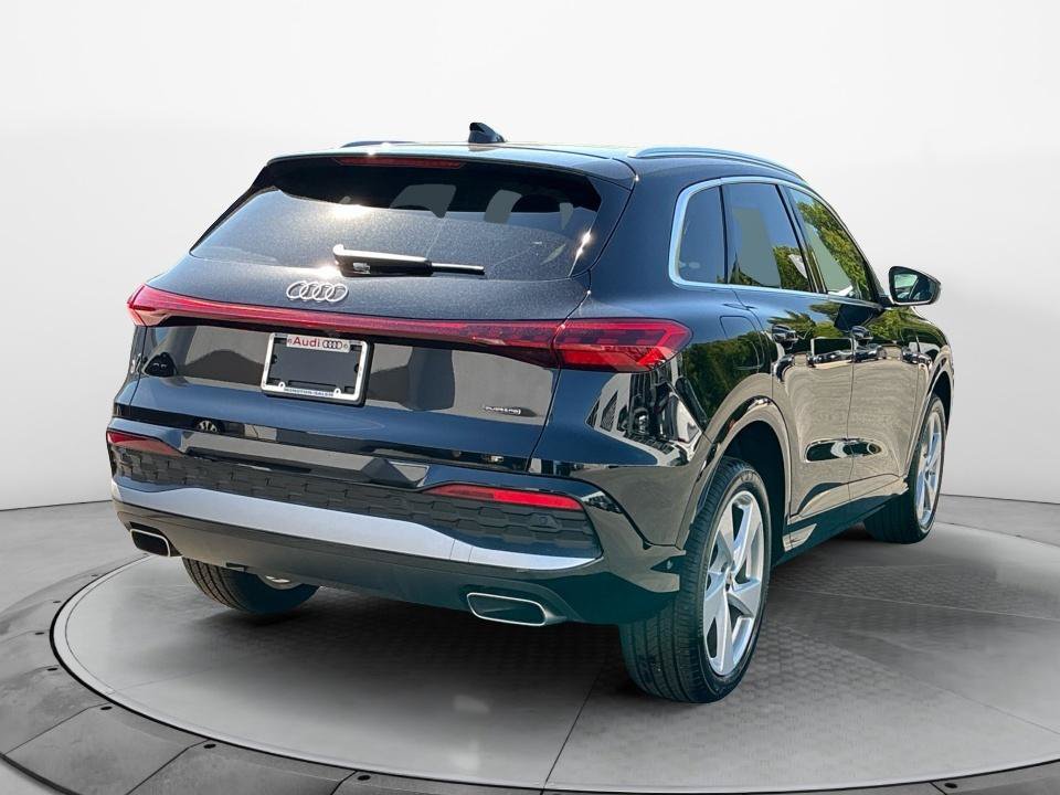 Used 2025 Audi Q5 Premium Plus w/ Premium Plus AWD/4WD image 7
