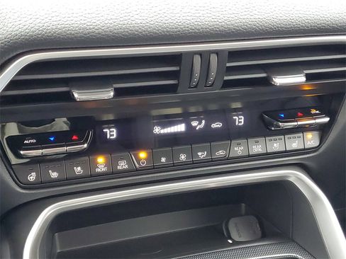 New 2026 MAZDA CX-90 Plug-In Hybrid w/ Preferred image 27