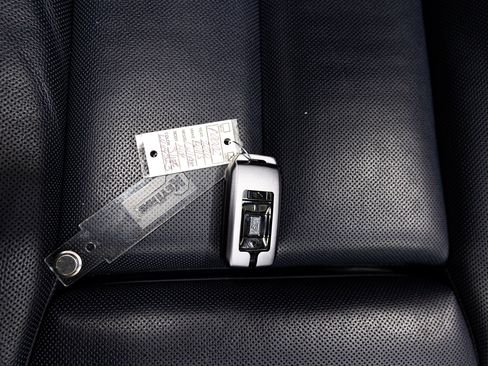 Used 2020 Rolls-Royce Cullinan image 39