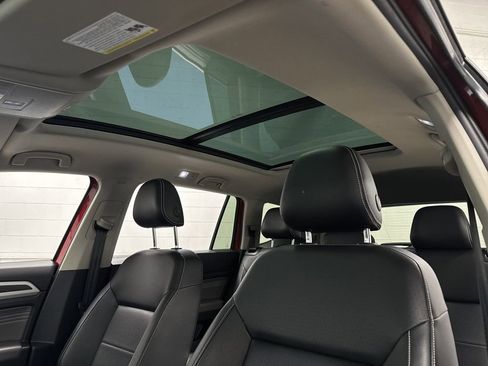 Used 2021 Volkswagen Atlas SE w/ Panoramic Sunroof Package image 7