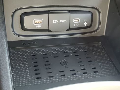 New 2026 Hyundai Venue SEL FWD image 59