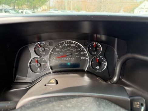 Used 2015 GMC Savana 2500 G2500 Cargo image 17