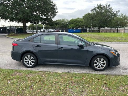 Used 2024 Toyota Corolla LE image 6