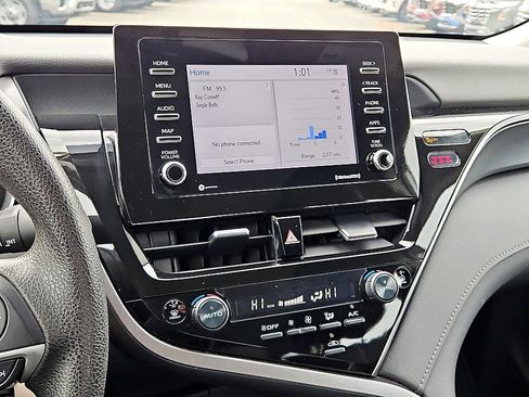 Used 2024 Toyota Camry LE image 18