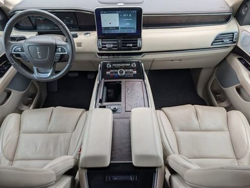 Used 2020 Lincoln Navigator Reserve w/ Luxury Package AWD/4WD image 5