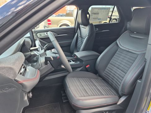 New 2026 Ford Explorer ST-Line image 11