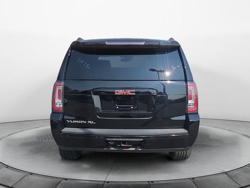 Used 2016 GMC Yukon XL SLT w/ Open Road Package RWD image 4