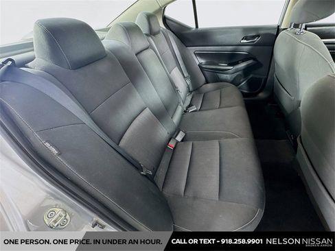 Used 2021 Nissan Altima 2.5 SV image 23