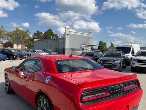 Used 2015 Dodge Challenger SXT Plus w/ Technology Group RWD image 14