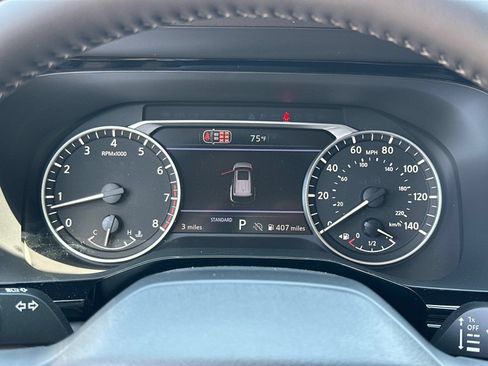 New 2026 Nissan Pathfinder SV w/ SV Premium Package FWD image 26