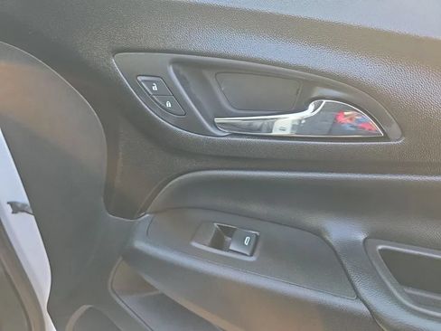 Used 2021 Chevrolet Equinox Premier AWD/4WD image 22