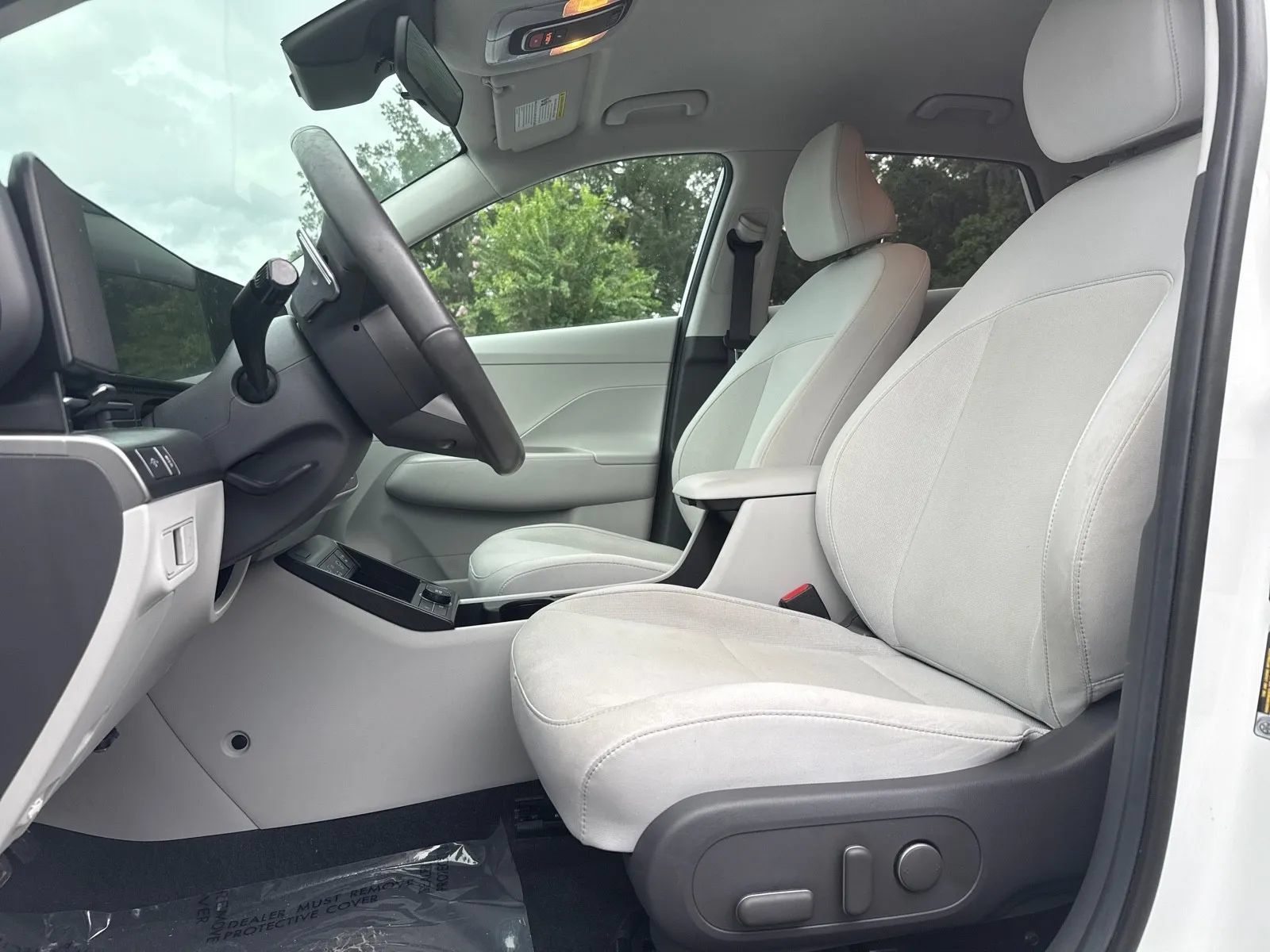 Used 2024 Hyundai Kona SEL FWD image 9